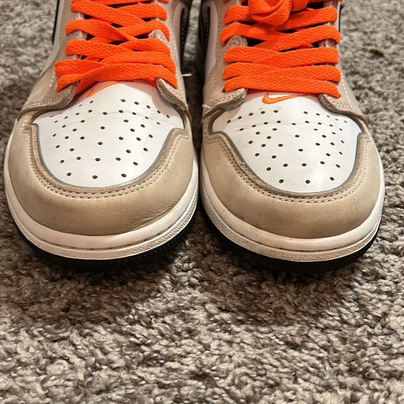 Air Jordan 1 Retro High - Picture 5 of 7